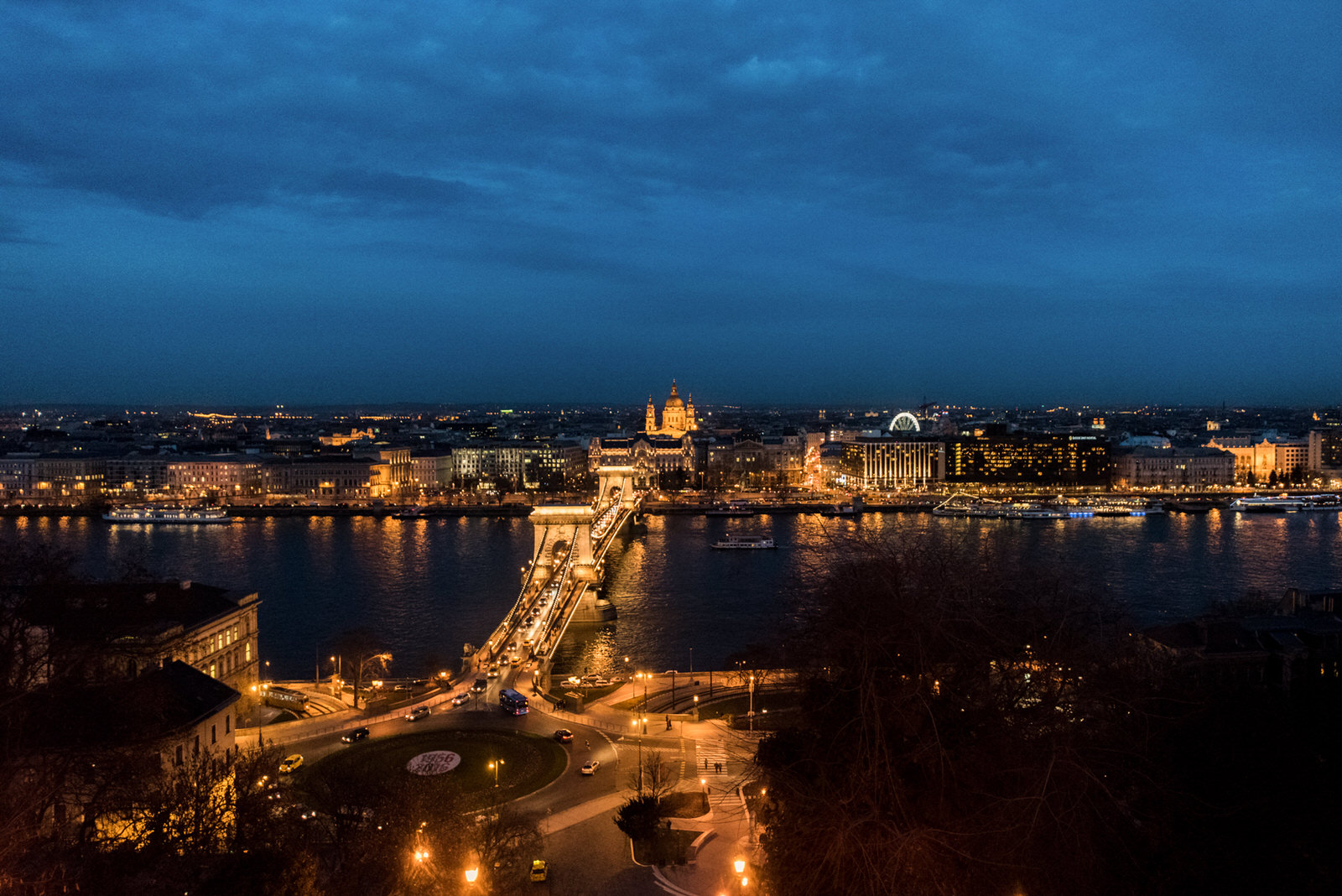 budapest hungary parliament building