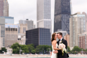 bride and groom Chicago navy pier